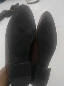 Classic Leather Oxford Shoes