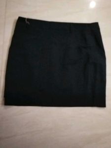 Black skirt