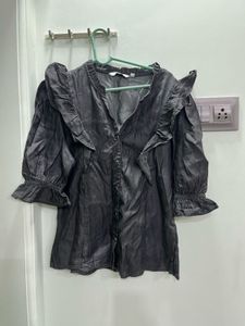 Chic Ruffled Charcoal Black Button-Up Top
