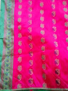 💐Vibrant Pink Saree with Green Border💐