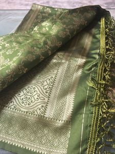 Elegant Green Silk dupatta
