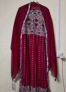 Elegant light Plum Embroidered Ethnic Nyra