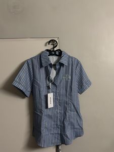 y2k inspired fitted shirt