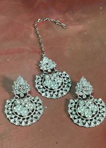 Stunning Kundan Choker Necklace 2 sets
