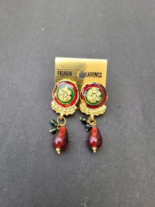 Fashion Earrings with Red Stones