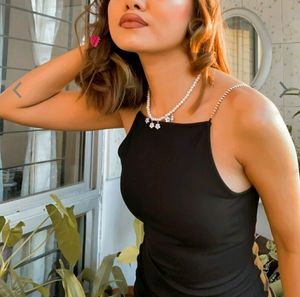 H&M Fitted Black Dress- Price Reduced 💣💣