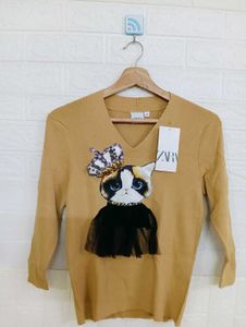 Knit Top w/ Cat Applique