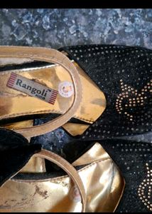Sparkly Black &amp; Gold Ballerinas