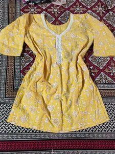 formal aesthetic yellow kurta...🫪