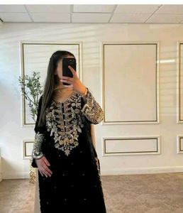 Elegant Black Velvet Kurta Set with Embellishments
