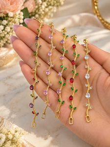 Gold-Plated Tulip Bracelet