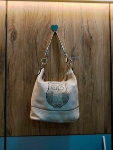 Chic Owl Embellished Shoulder Bag