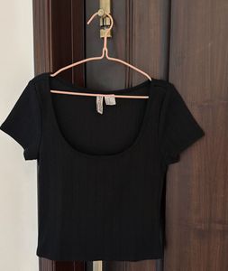 H&M Divided Basic T-Shirt