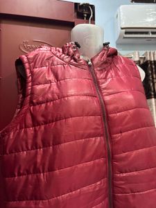 Women's Padded Sleeveless Jacket