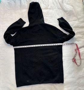 UNIQLO Men's Black Zip-Up Hoodie