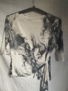 Printed Tie-Front Top