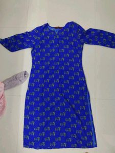 Set of 2 Kurtis