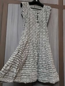 Sleeveless Cotton Anarkali Kurti