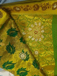 Green &amp; Gold Floral Saree