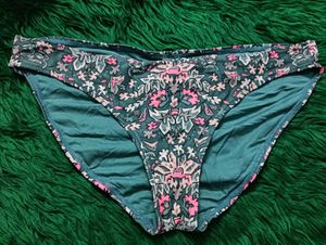 Stylish Floral🆕🎁 Bikini Bottom