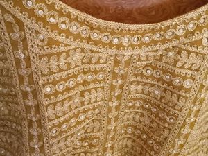 brand new Semi Stitched  Blouse mirror workMore bl