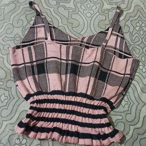 Chic Pink &amp; Black Plaid Crop Top