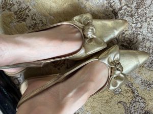 Elegant Gold Bow Ballet Flats