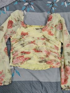 Yellow Floral Top💛