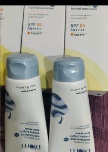 Plum Sunscreen &amp; Face Wash Bundle