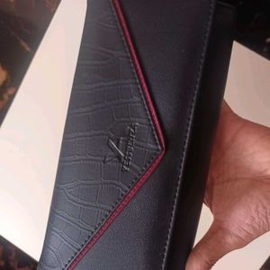 Chic Black Envelope Wallet