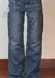 ☆ VINTAGE LOW-RISE FLARED DENIMS