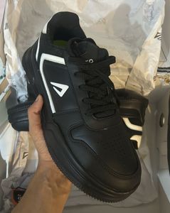 Men Studio Flex Sneakers