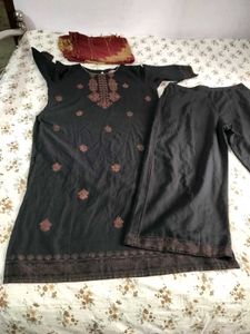 Embroidered Kurta Set in black 🖤😍🔥