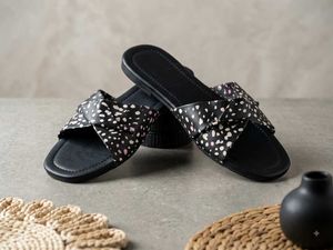 Stylish Polka Dot Slides for Women