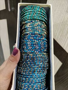 Beautiful Set of Teal & Blue Bangles