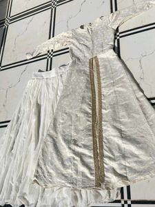 Elegant White Ethnic Kurta Set