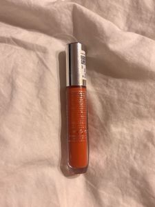 Essence Extreme Shine Lip Gloss