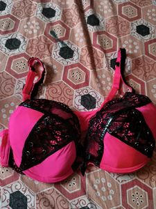 pink bra smart