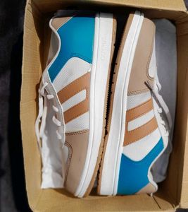 Stylish Campus Sneakers – Trendy &amp; Comfortable