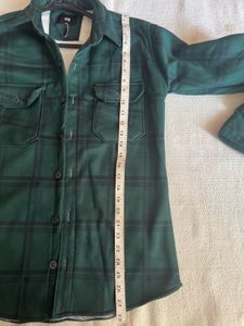 H&amp;M Unisex Shirt