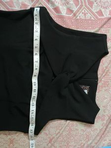 Chic Black Dress ( Brand New)