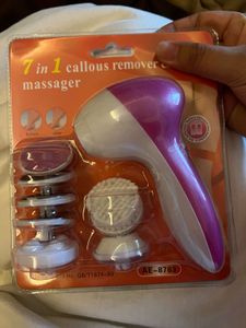 7 in 1 Callous Remover & Massager