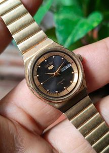 Vintage Seiko 5 Automatic Watch