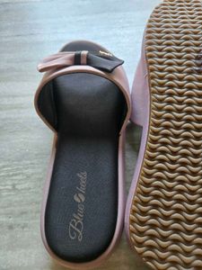 Black Heels Pink Bow Slides