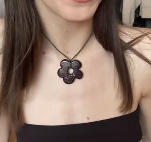 Unique Flower Pendant Necklace