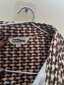Chic Houndstooth Print Shirt