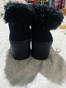 Black Fur Trim Boots