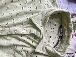 ✨Light Green Eyelet Puff Sleeve Shirt🤩