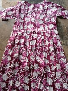 Beautiful Floral Print Kurta