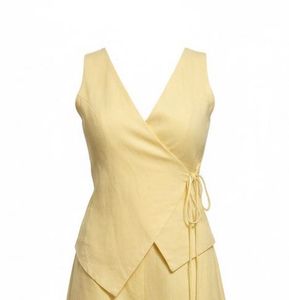 Butter Yellow Knot Top Size S